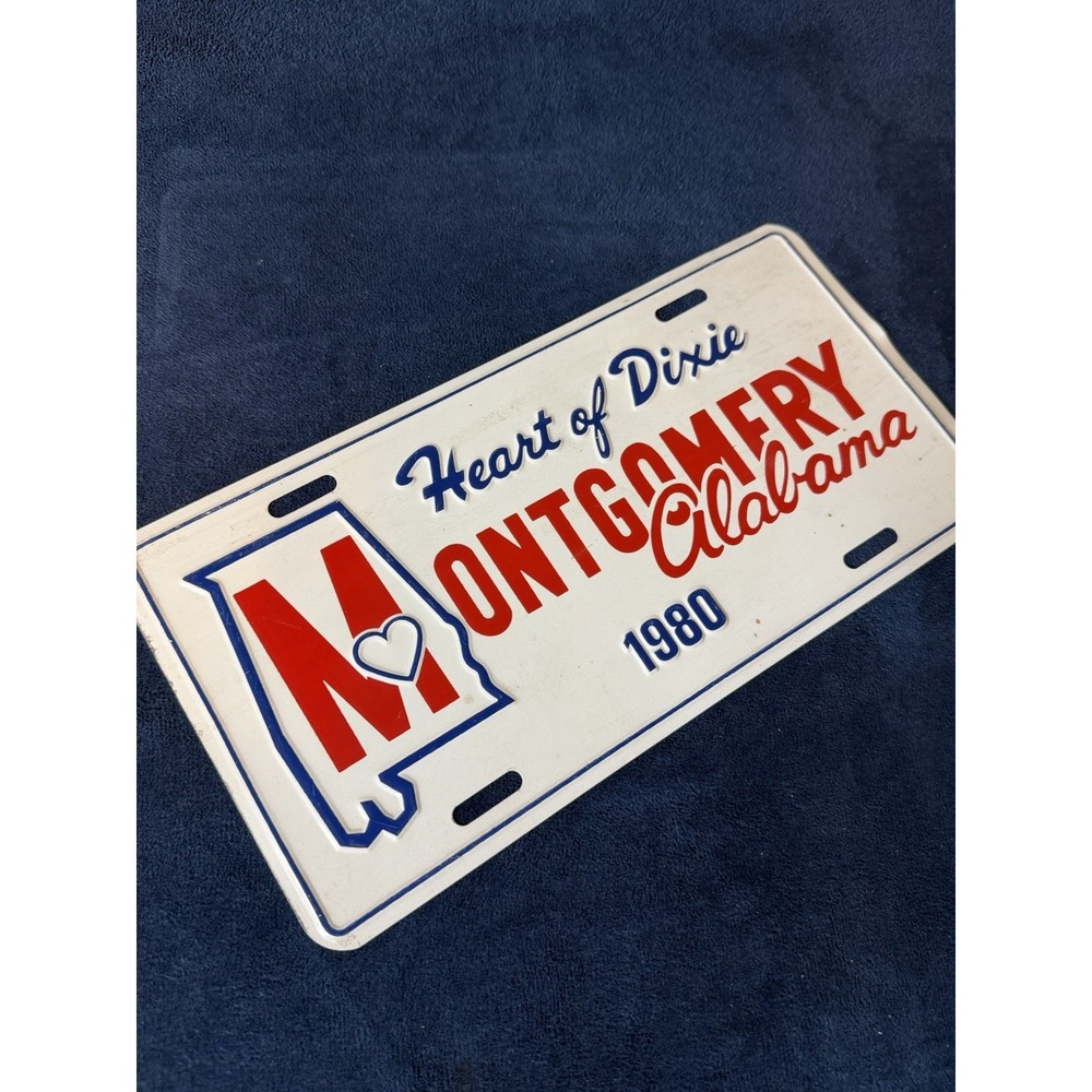1980 Montgomery Alabama Heart of Dixie  License Plate Booster Vintage